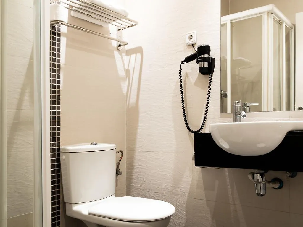 Hostal Bcn 46 Barcelona 2*,